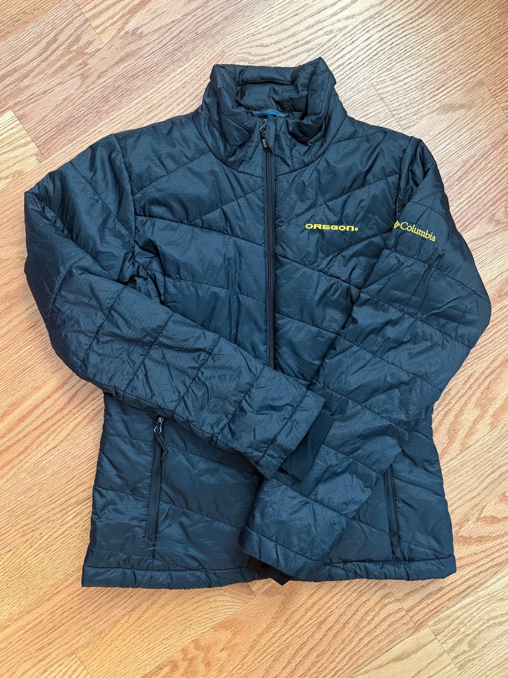 Columbia Soortswear Women's Black Heavenly Jacket with Oregon Ducks Logos